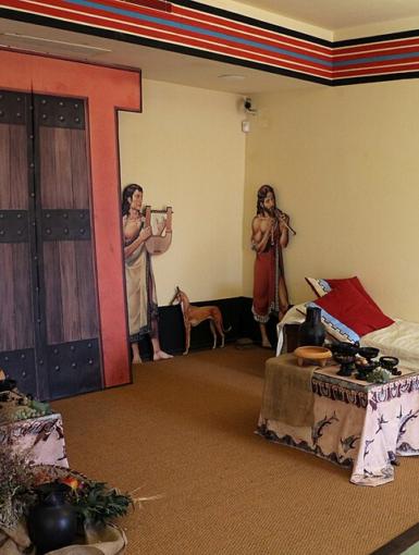 Ricostruzione di un banchetto al Museo Archeologico del Territorio di Populonia